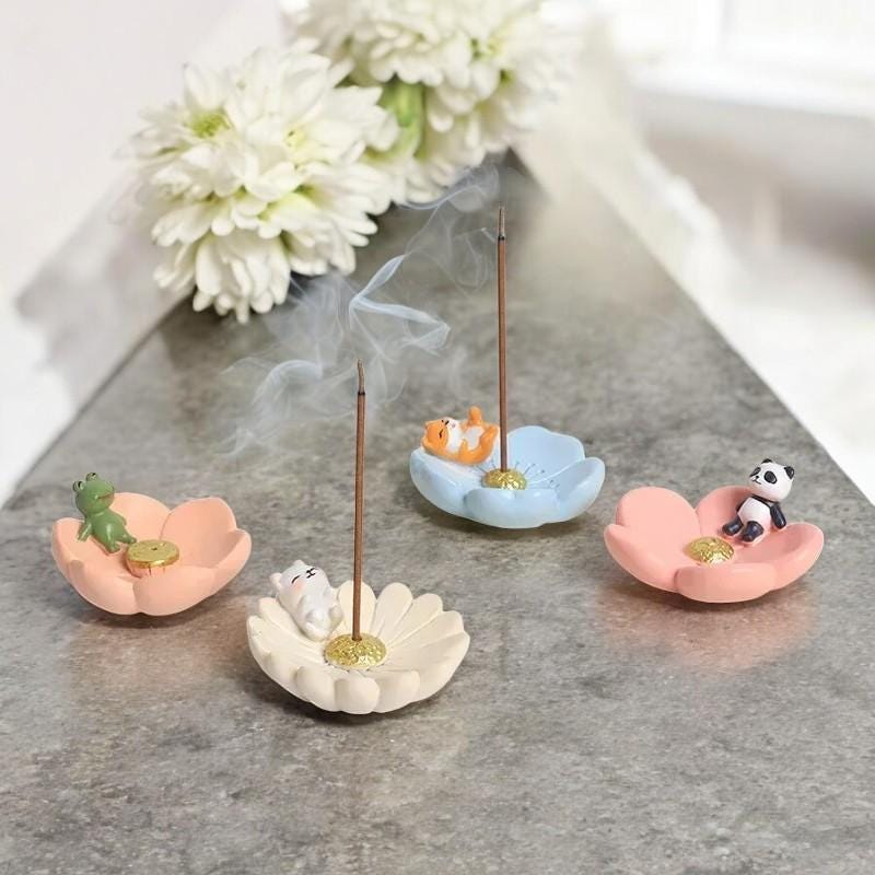 Cherry Blossom Incense Holder  Sakura Animal Stick Burner  Cute Aromatherapy Ash Catcher  Japanese-Inspired Home Decor Gift