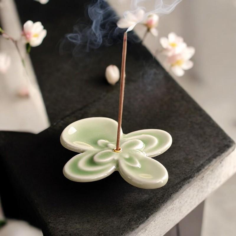 Butterfly Shaped Ceramic Incense Burner, Orchid Line Fragrant Holder for Aromatherapy, Home Zen Gift for Tea Lovers